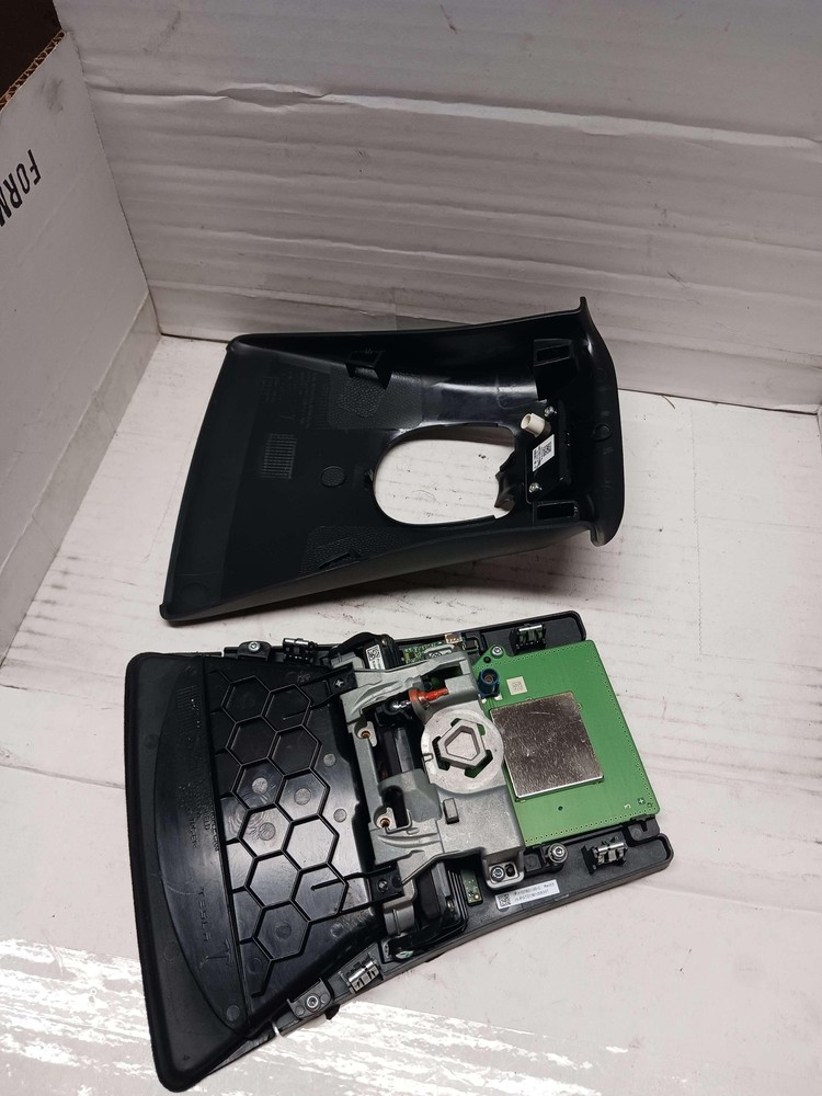 Camera/projector TESLA MODEL 3 18 WINDSHIELD MOUNT