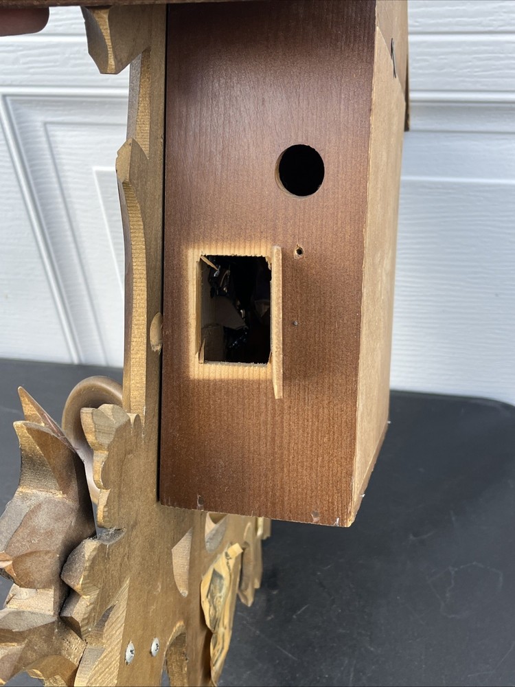 Vintage CUCKOO CLOCK READ DESCRIPTION