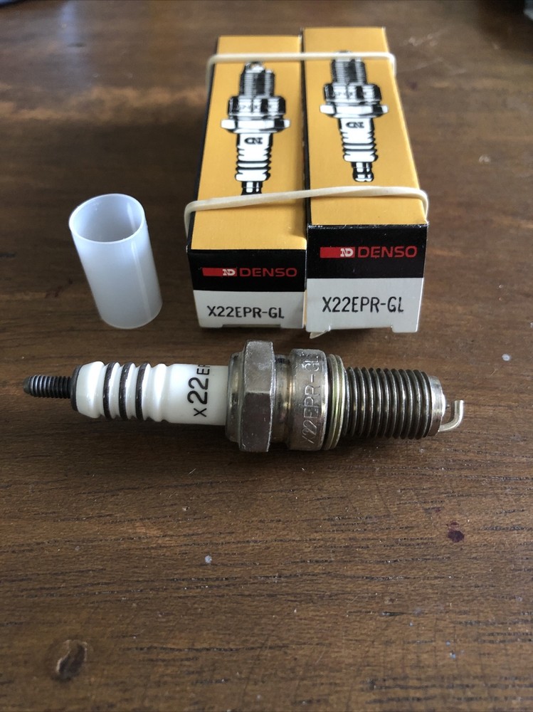 Denso X22EPR-GL  4084. (2 plugs)
