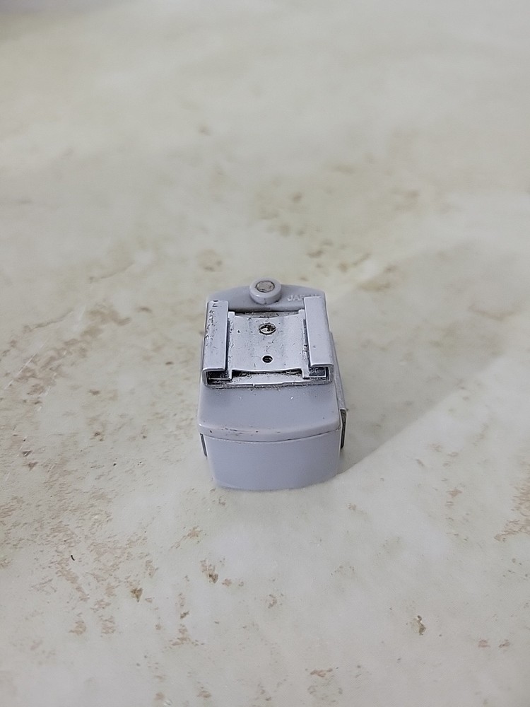 FLASH COUPLER FOR NIKON F