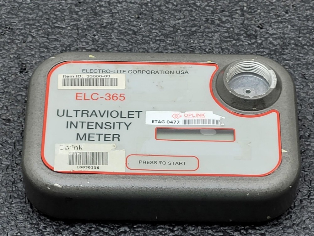 ELC-365 ULTRAVIOLET INTENSITY METER SENSOR HEAD powers up