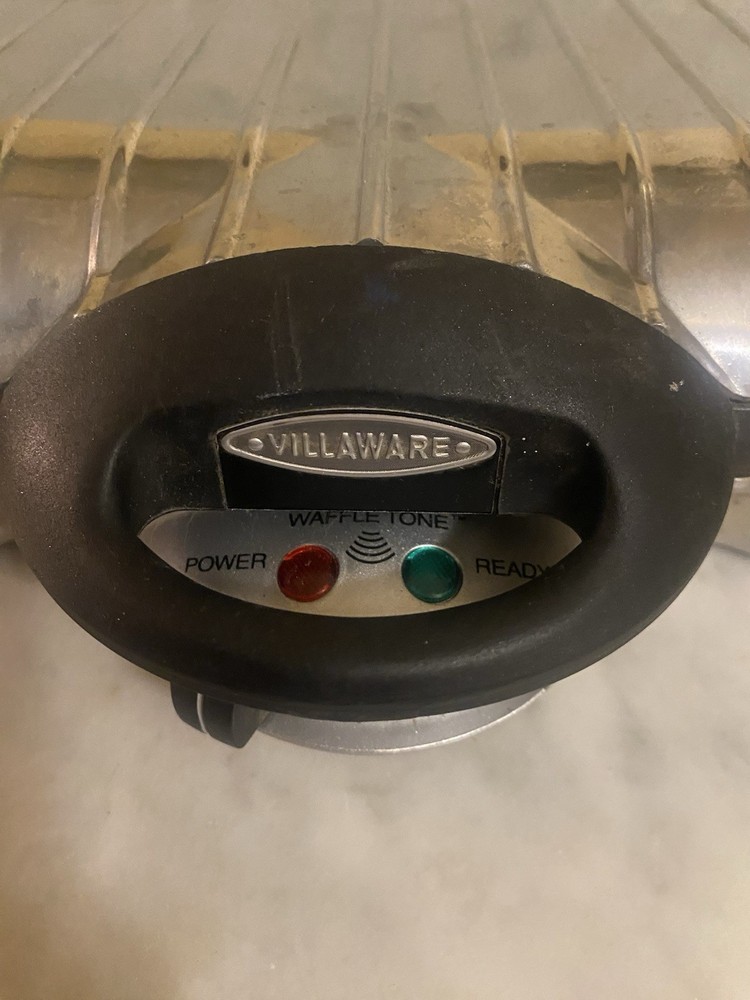 VillaWare Uno Classic 4-Square Breakfast Waffle Maker Model 2001C Tested & Works