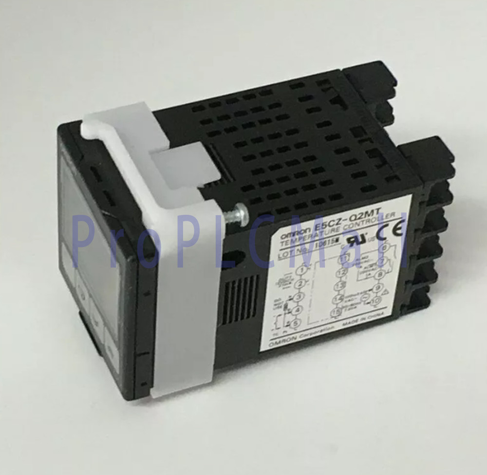 New Omron E5CZ-Q2MT Temperature Controller 100-240VAC~