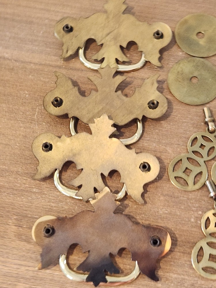 A Lot Of Vintage Draw Pulls/ Handles