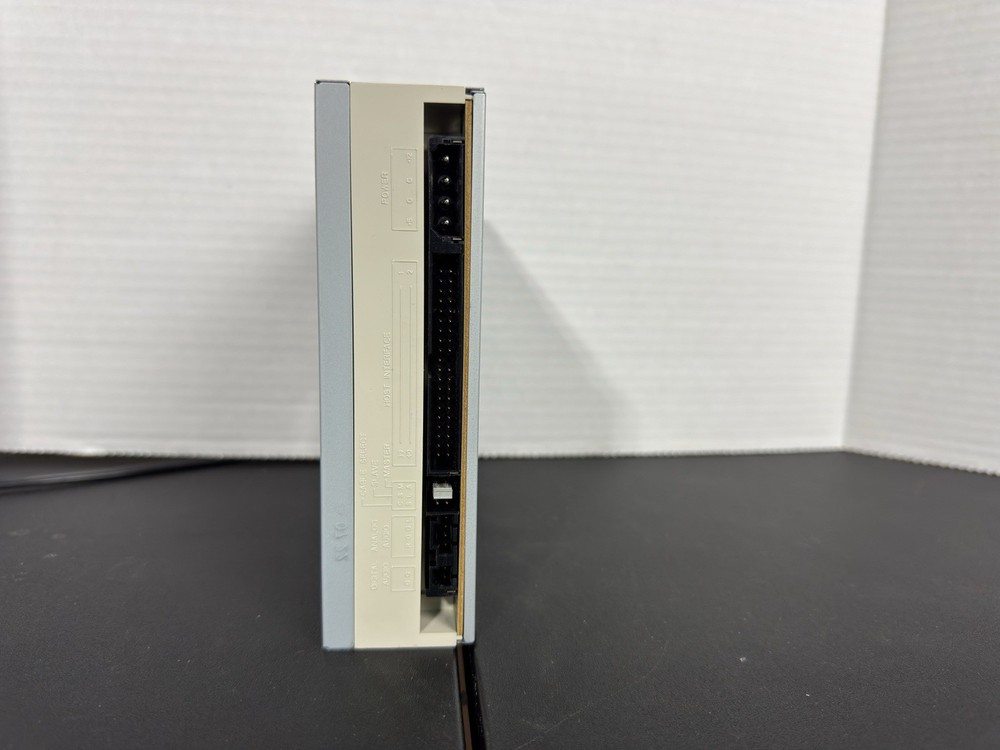 MSI DVD Rom model: DH18