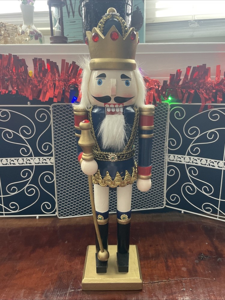 Nutcracker King 15”