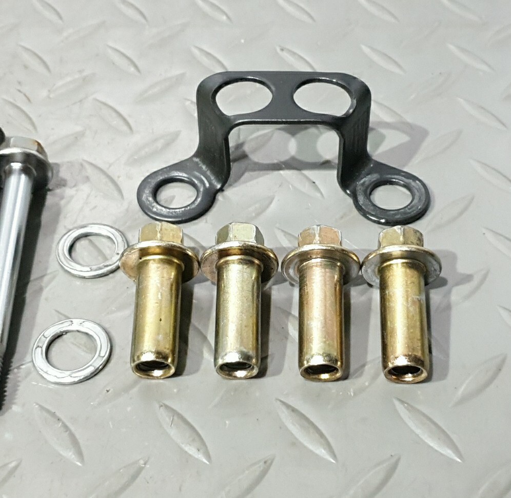 ♻️ Keeway Superlight 125 2011 - 2017 Cylinder Head Bolts & Studs ♻️