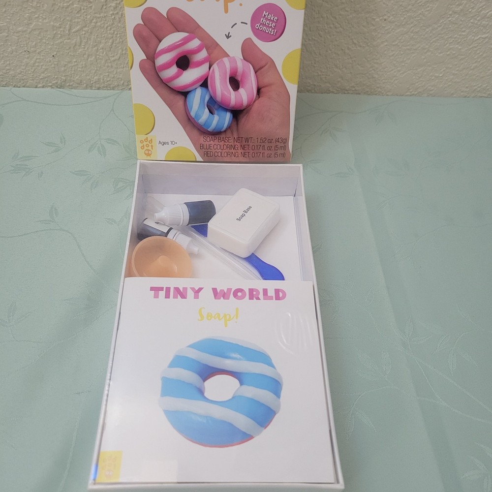 Tiny World Soap! Donut Shaped Soap Making Kit New Sealed