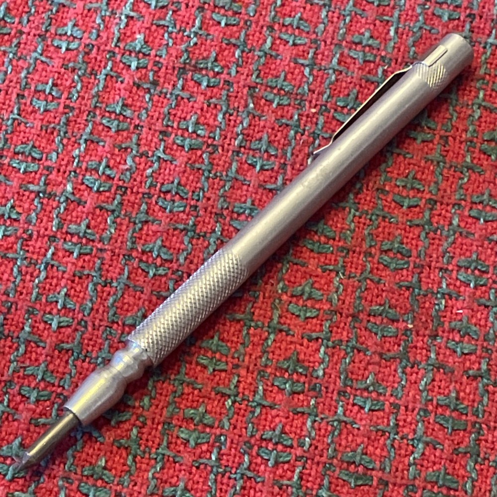 Vintage Etching Scribe, Knurled Aluminum Case, Carbide Tip