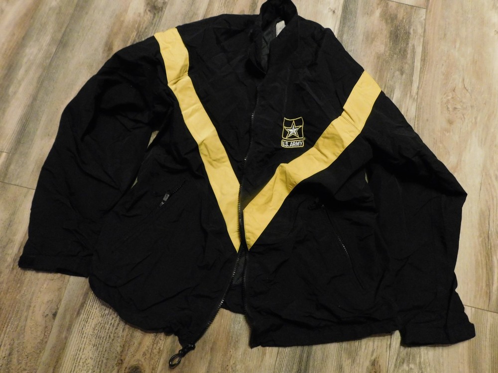 US ARMY APFU JACKET SIZE SMALL - REGULAR
