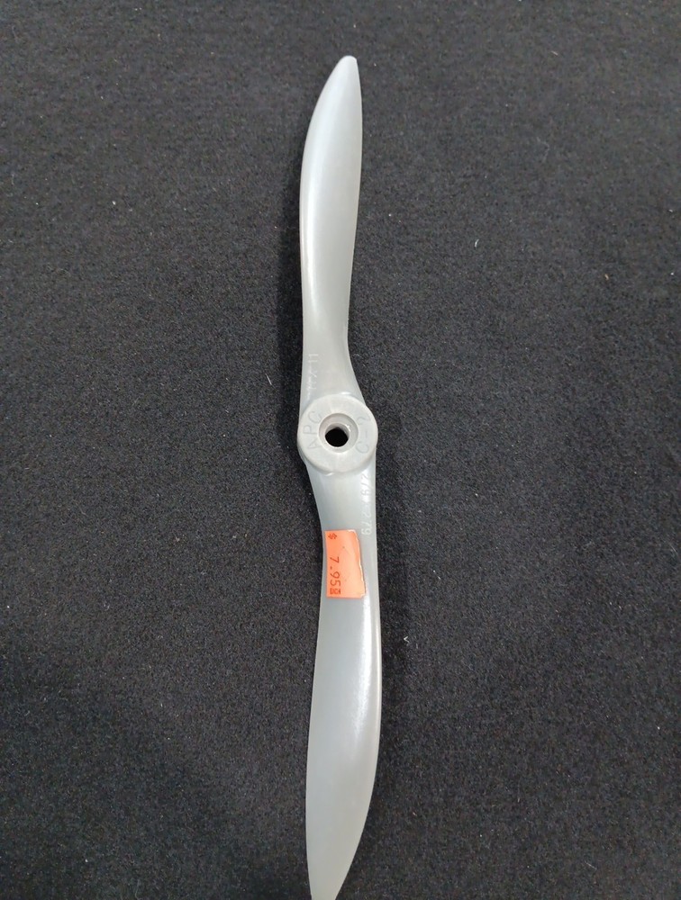 APC C-2 PROPELLER NEW!   11 X 11