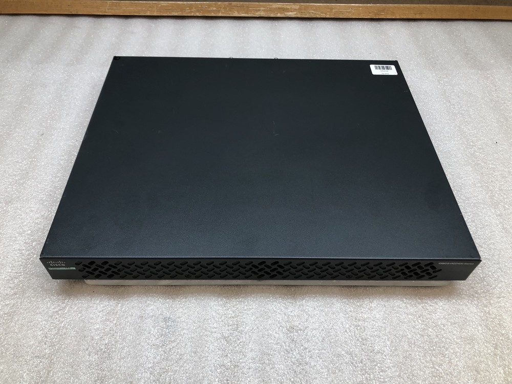 Cisco Systems IAD2431-8FXS Integrated Access Device Gateway Router