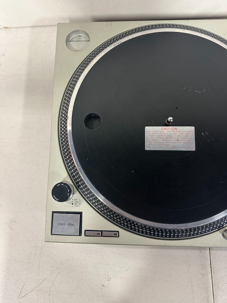 Technics SL-1200 MK2 Silver Direct Drive Turntable