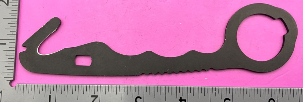 BENCHMADE SEATBELT STRAP RESCUE CUTTER 8MED