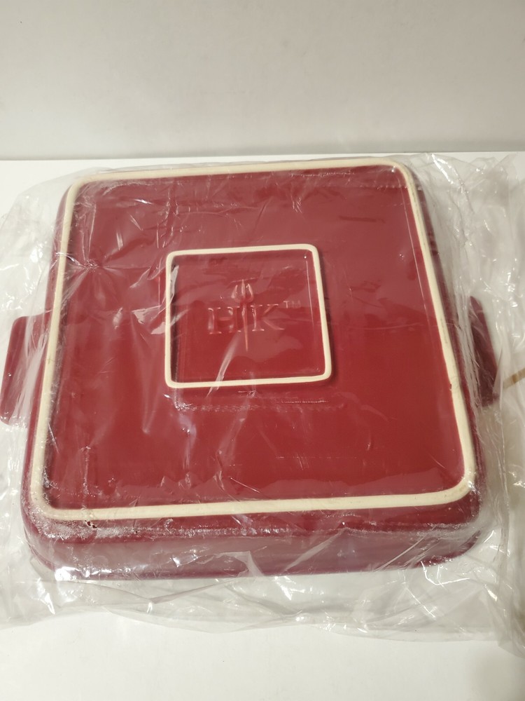 Hell's Kitchen 12.5 x 10 Red Square Baker New Open Box