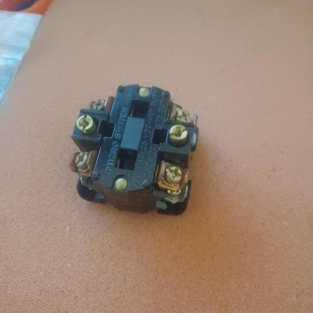 Micro Switch PTCC CONTACT BLOCK 2NC-2NO 600VAC