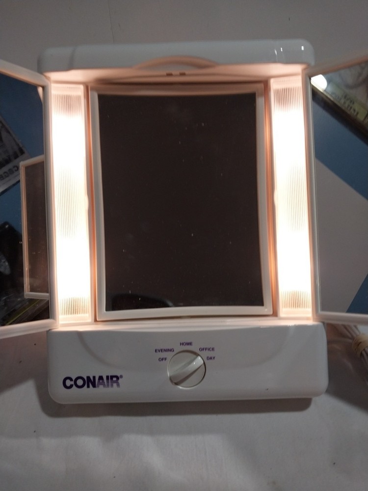 Conair Illumination Series Panel Lighted Make-up Mirror Light Settings