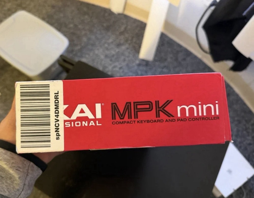 Akai Professional MPK mini Special Edition 25-Key Synth USB MIDI Controller