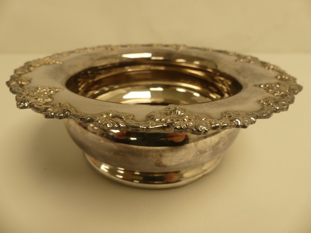 (ref288AP) Antique Silver Plated Bottle Stand Coaster