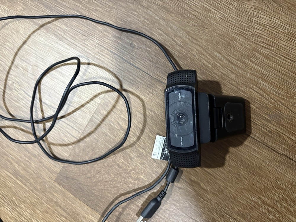 Logitech HD 1080p Webcam + Logitech USB Headset w/ Mic – Untested Bundle