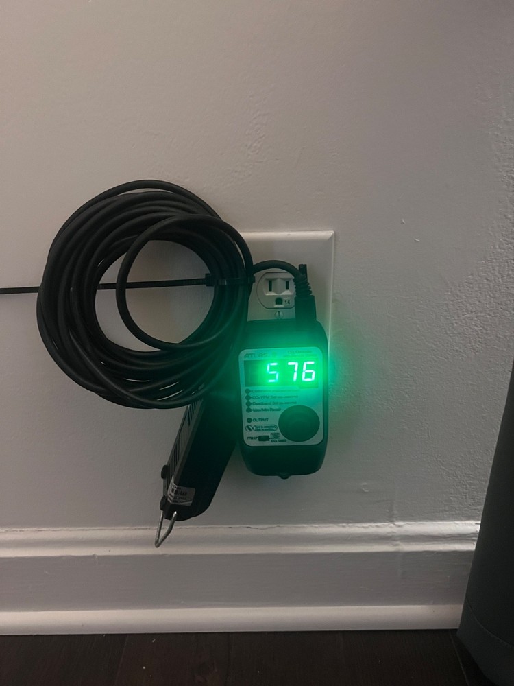 Titan Controls Atlas 9 CO2 Controller w/ Remote Sensor In Great Condition!