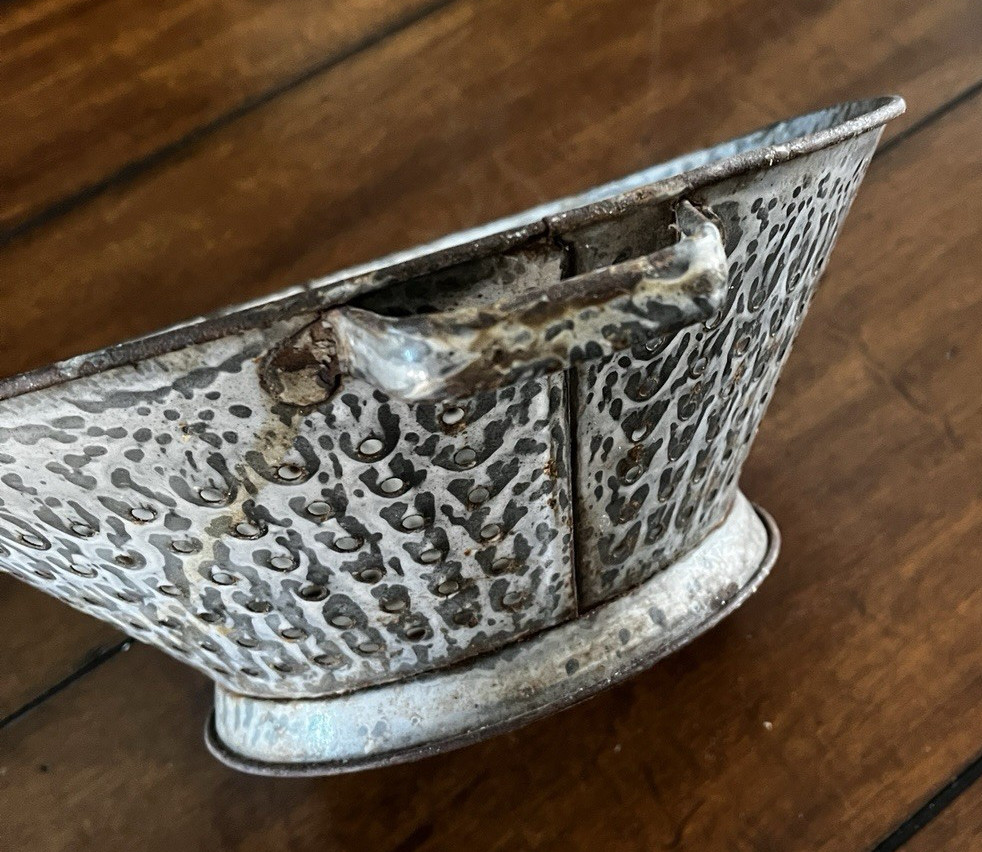 Vintage Graniteware Kitchen Colander Enamelware Strainer Rustic Farmhouse Decor