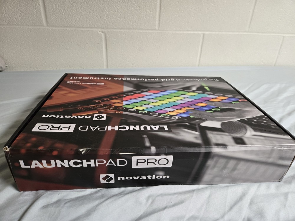 Novation Launchpad MK2 64 Pad Grid Synthesizer - Multicolor ( Never Been Used)