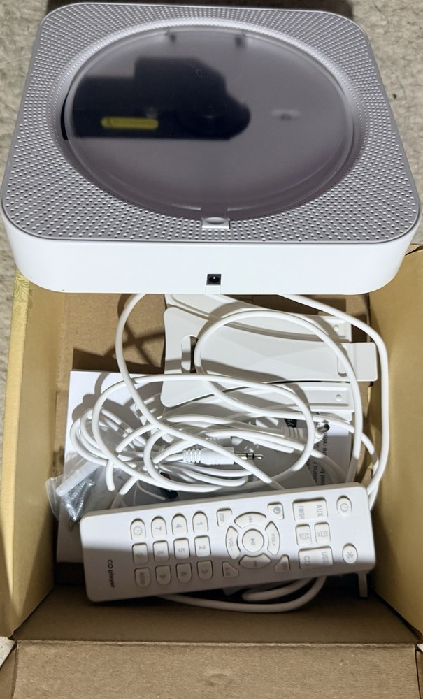 Wall Mountable CD player, NIB