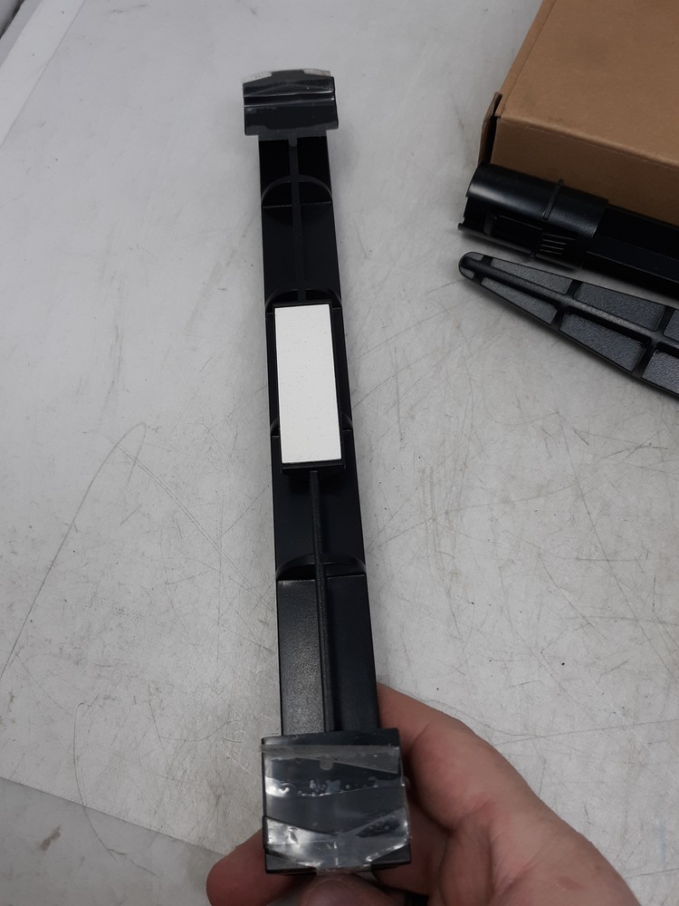 SimpliSafe Yard Sign Stake Replacement Mount Kit – Adjustable Plastic Post