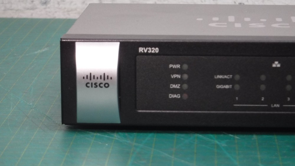 Cisco RV320 DUAL WAN VPN ROUTER
