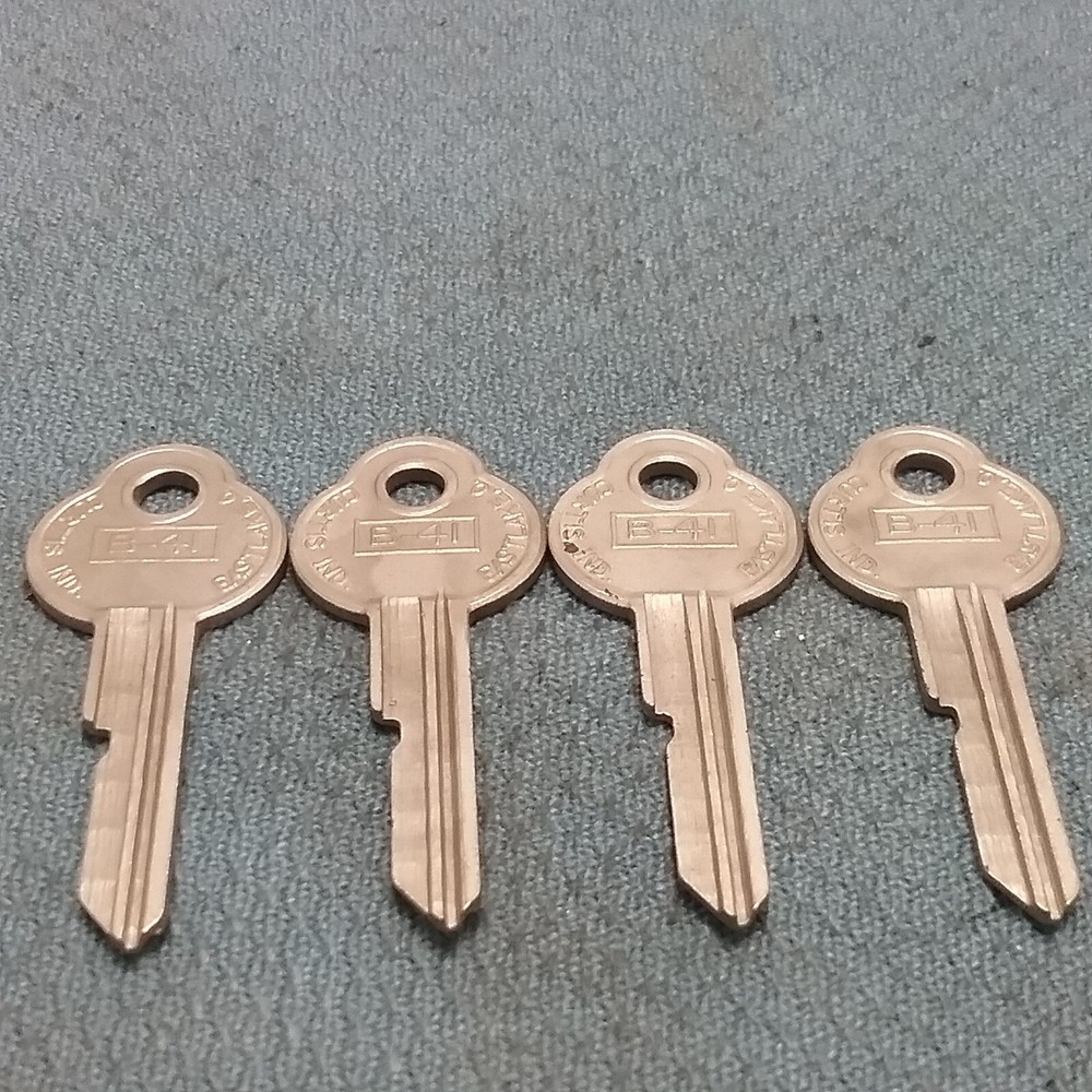 QTY 4 NEW CURTIS B-41 KEY BLANK FOR GM