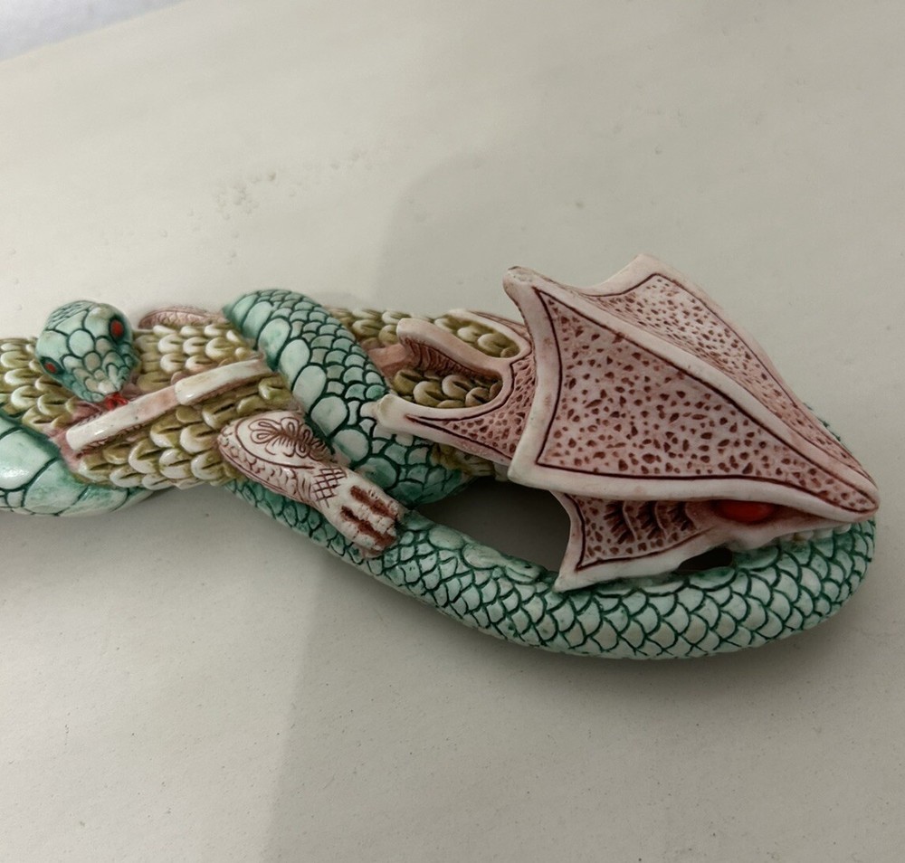 DECORATIVE MULTI-COLORED CHINESE DRAGON HIDDEN DAGGER