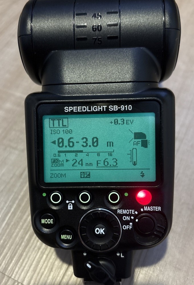 Nikon Speedlight SB-910 Flash Tested & WORKING Whitout Camera