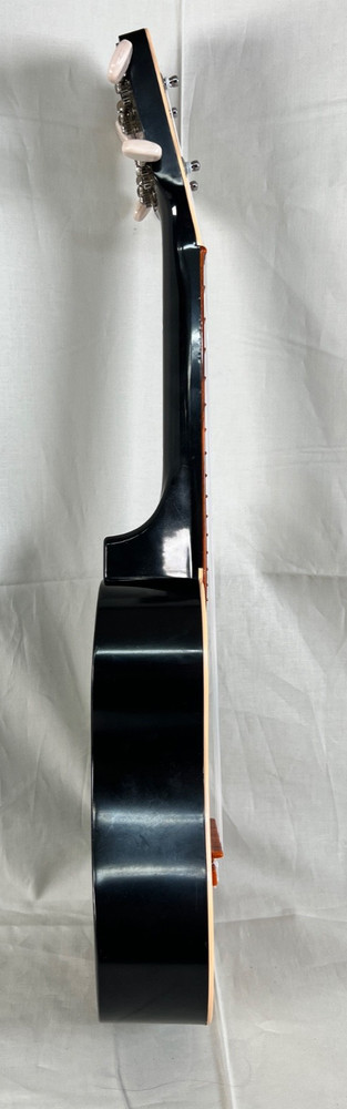 Kangaroo Eukelele 22-1/2" Excellent