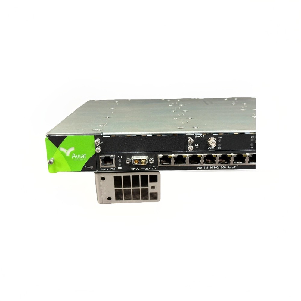 Aviat CTR 8540 Microwave Router W/Brackets