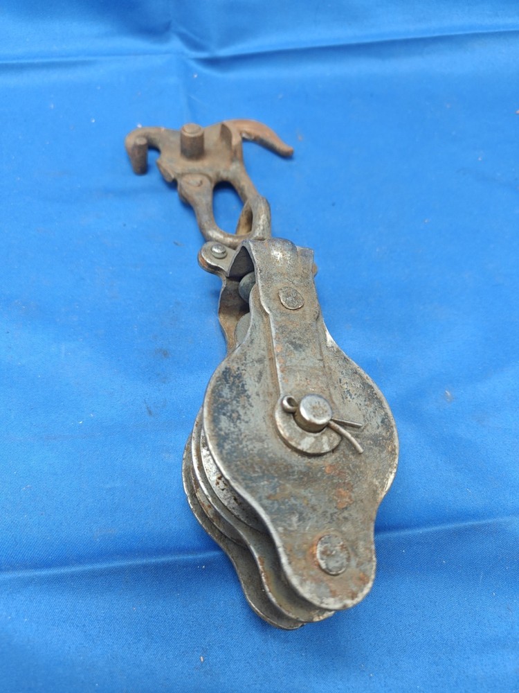 Vintage Rope Double Pulley Barn Shop Roller Hooks S