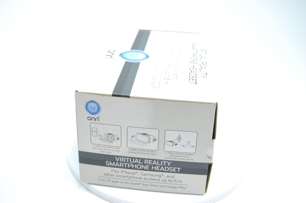 ONN Virtual Reality Smartphone Headset White Open Box Gr8 Condition