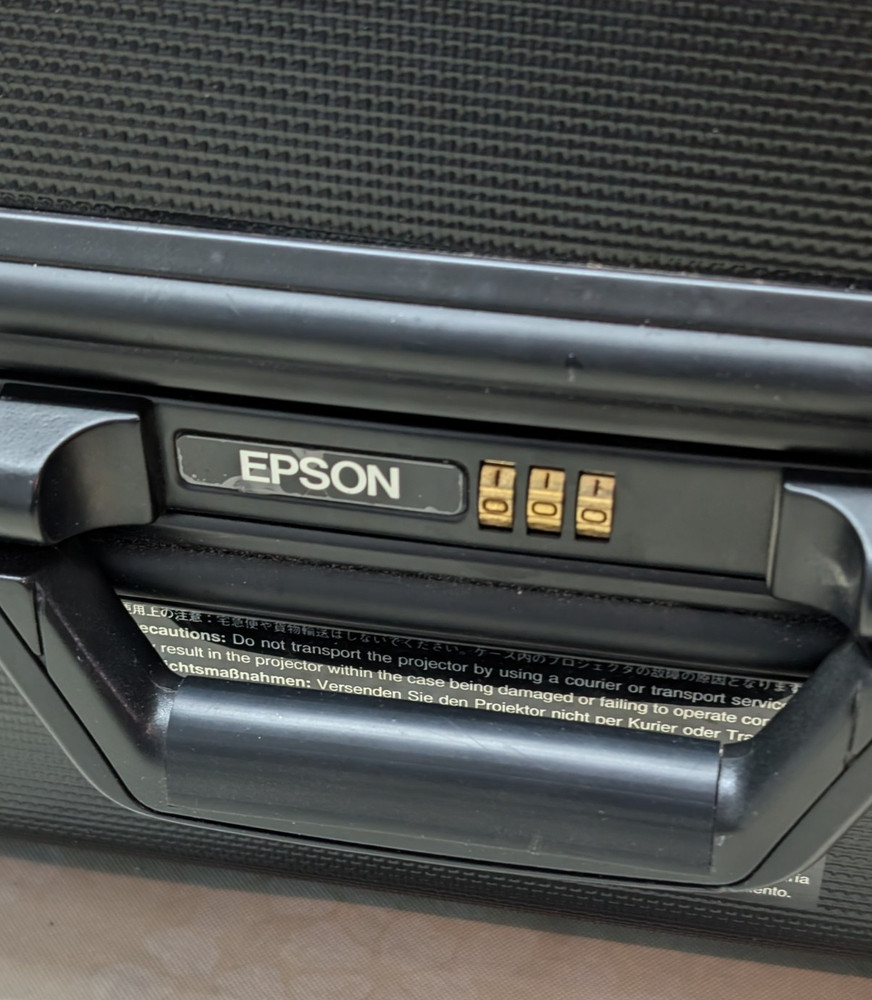 Epson PowerLite ELP-500 CASE - HARD CASE ONLY