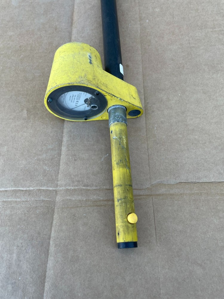 STB 72 AS - Yellow/Black Handheld Analog Phasing Test Sensor Electrical