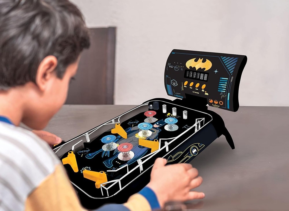 Ultimate Batman Pinball Machine - 4 Games, Digital Score & Luminous Obstacles