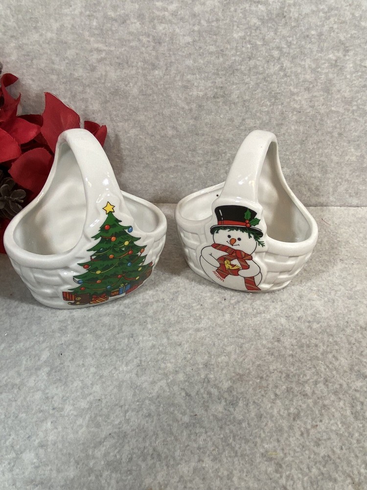 PAIR OF CHRISTMAS DESIGN CERAMIC BASKETS.
