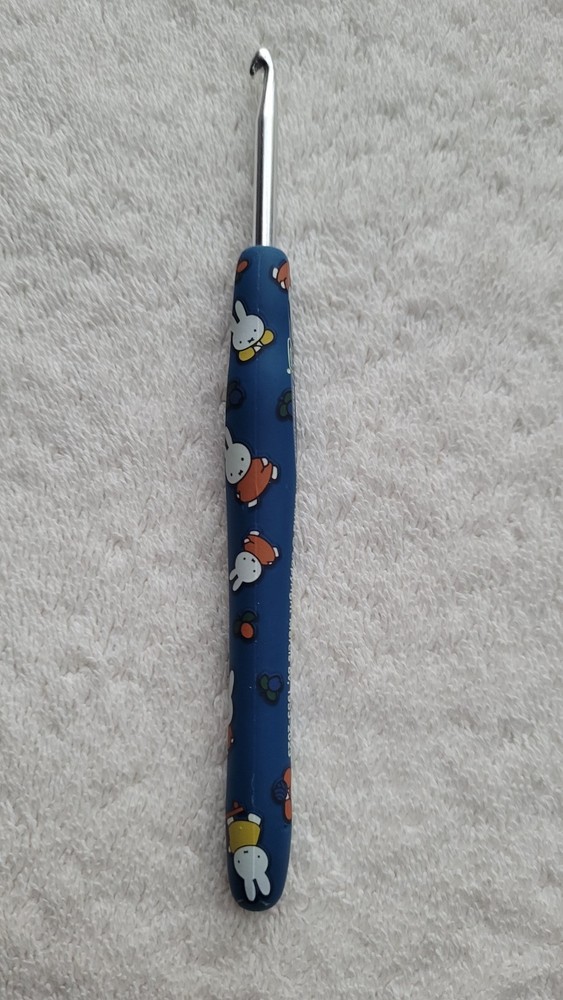 Preowned Miffy Wooble Ergonomic Crochet Hook