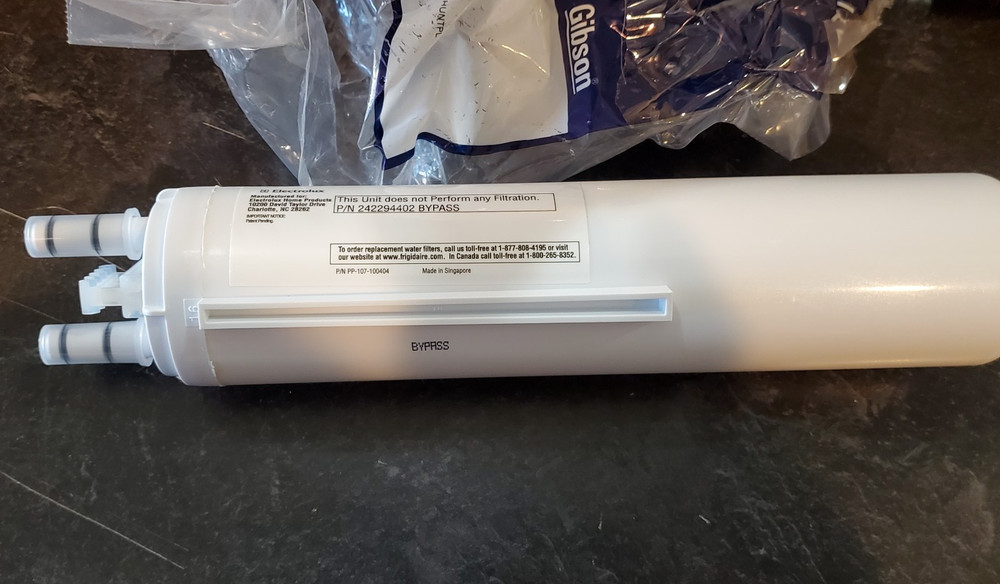 Frigidaire 242294402 Refrigerator Water Filter Bypass Plug OEM - Open Box