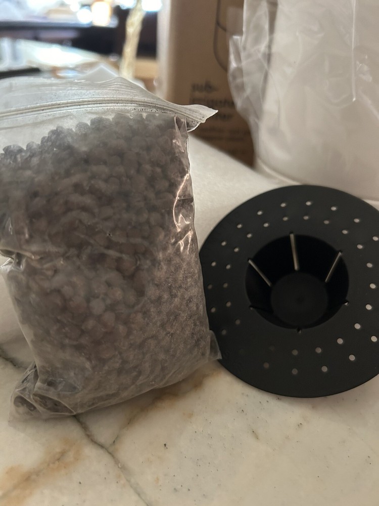 Bottom Self-Watering sub irrigation Ceramic white planter