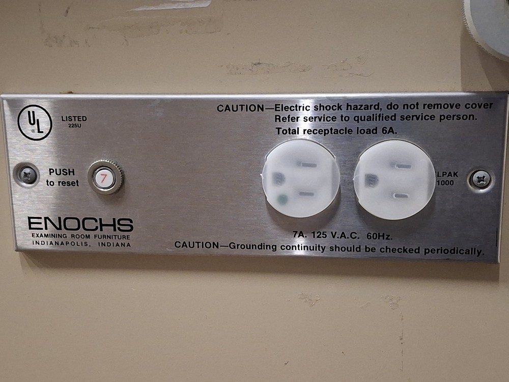 Enochs ELPAK 1000 Exam Table