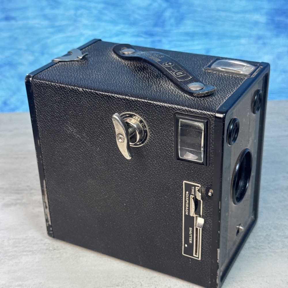 Agfa D-6 Box Camera (D)