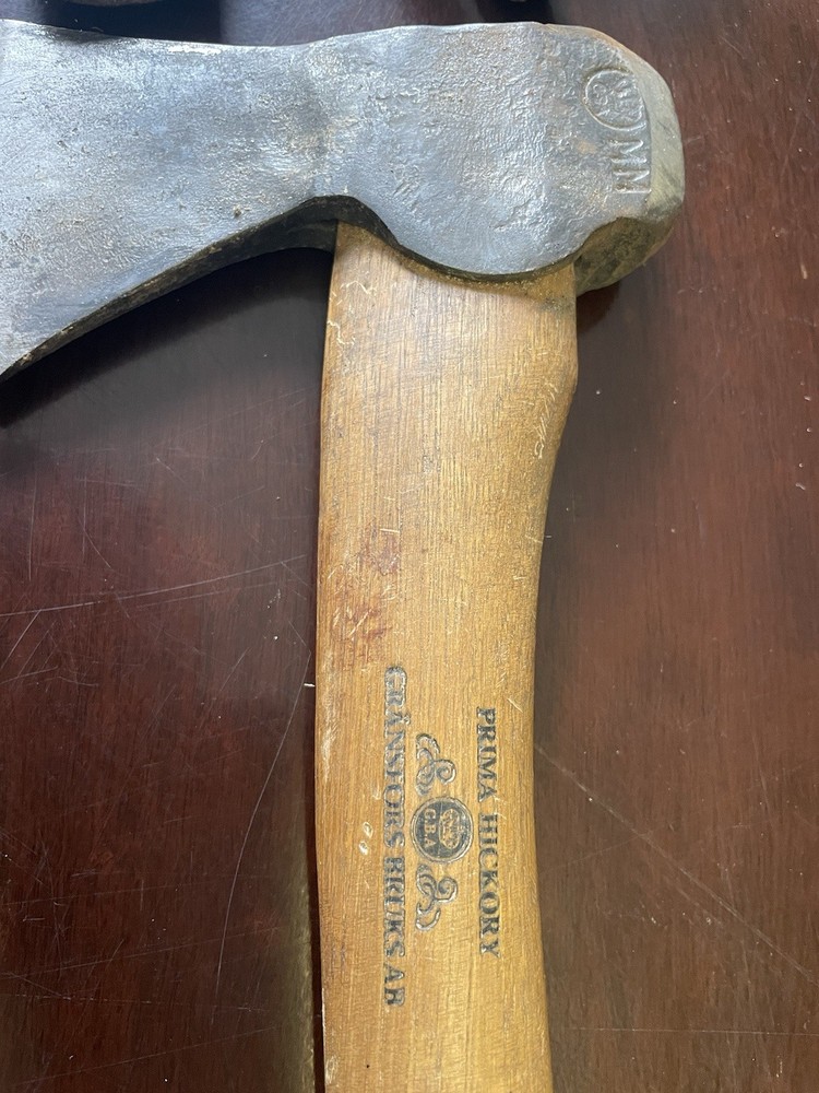 gransfors bruks AB axe with sheath