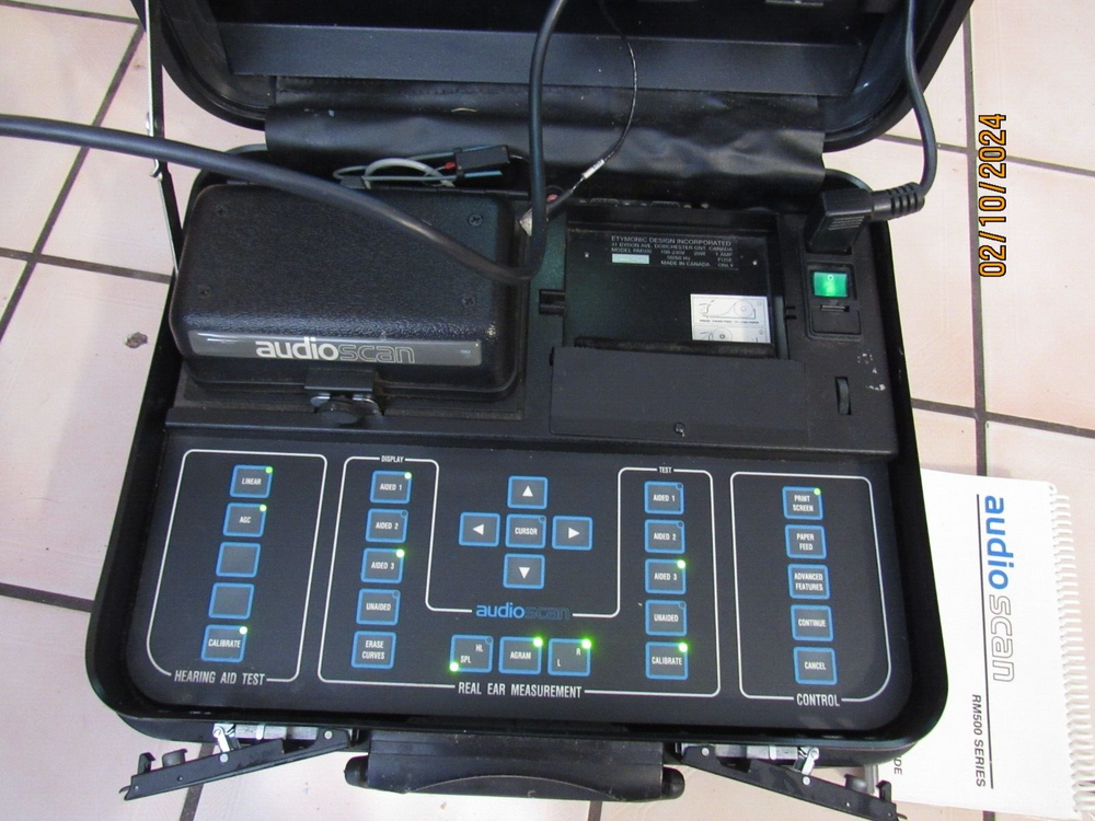 AUDIO SCAN RM500 SERIES WITH CARRYING CASE POWERS ON USERS GUIDE