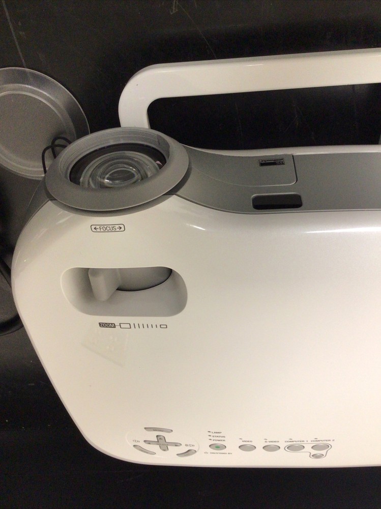 NEC Model VT470 Desktop Projector With Cords