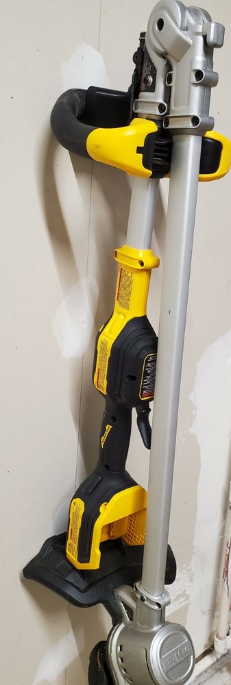 DeWalt 20V MAX String Trimmer Wall Mount Hanger DCST922 DCST922P1 DCST922B